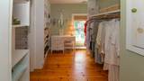 1097 Main Street - Photo 32