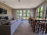 2D Townhouse Square - Photo 48
