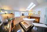 957 Pleasant Valley Road - Photo 20