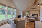 11 Spruce High Road - Photo 34