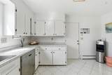 890 Essex Road - Photo 12