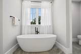 12 Olympus Way - Photo 32