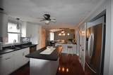 9 Maple Manor - Photo 7