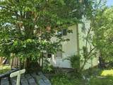 33 Oak Street - Photo 17