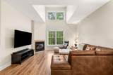 17 Roundabout Way - Photo 3
