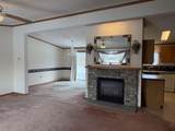 2760 Lakeview Drive - Photo 14