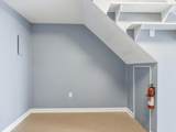 297 College Street - Photo 9