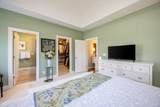 8 Grover Lane - Photo 16
