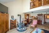 26 Private West 4 - Photo 9