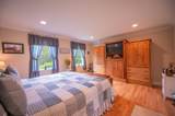 233 Poverty Row - Photo 14