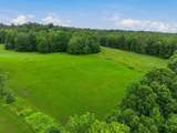 1090 Center Road - Photo 5