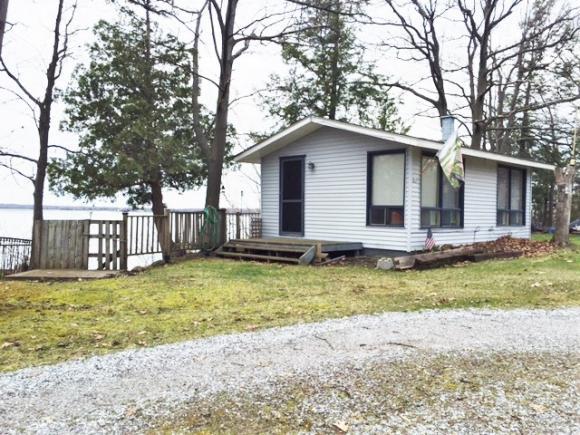 154 Lakewood Drive - Photo 1