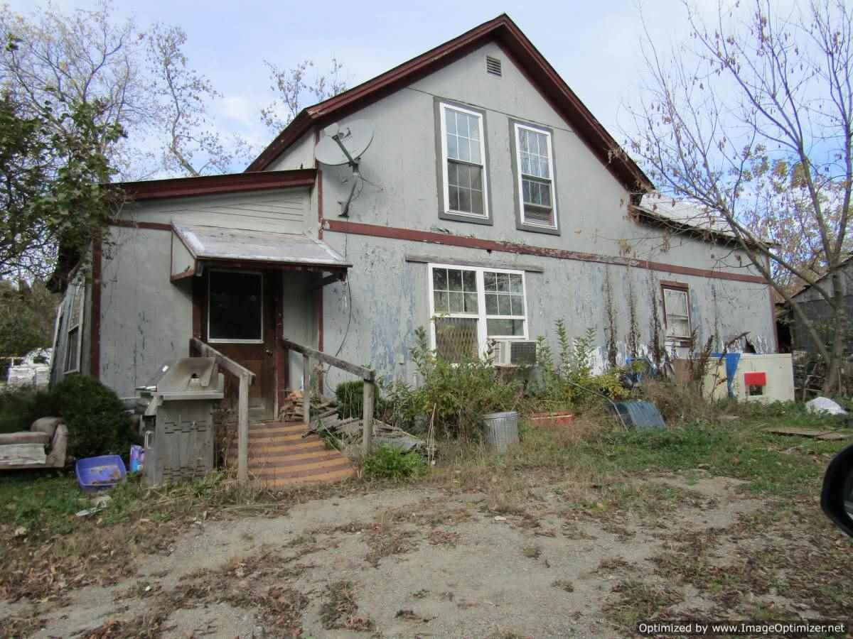 272 Troy Street - Photo 1
