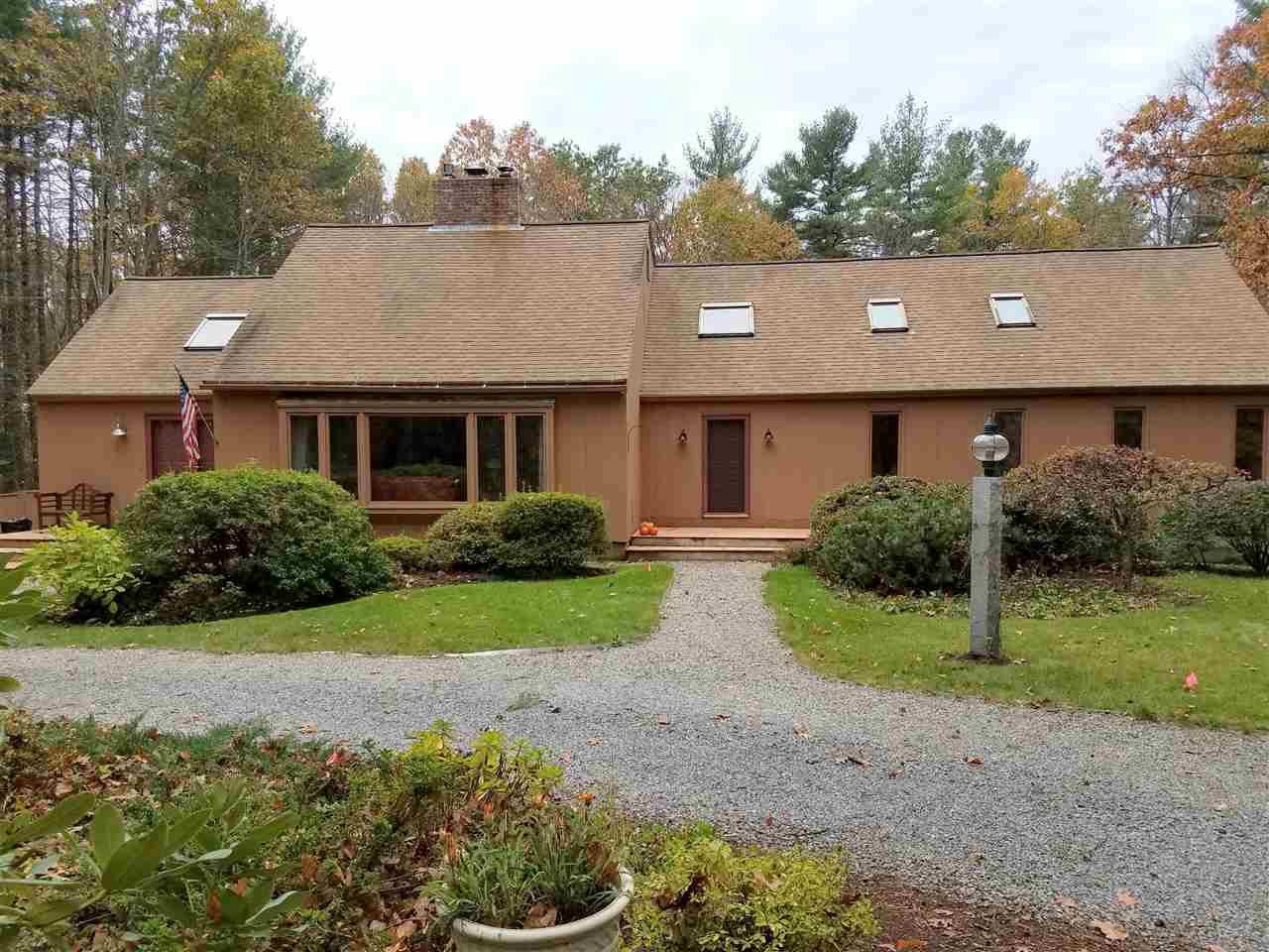 10 Woburn Abbey Drive - Photo 1