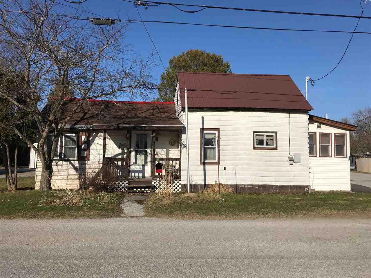 35 Pine Street - Photo 1