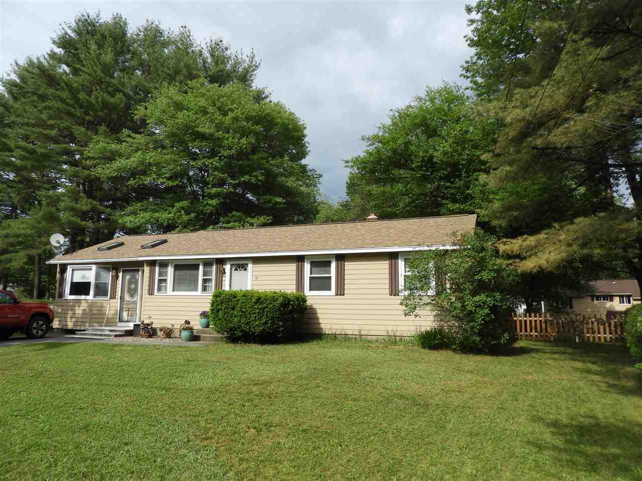 61 Colonial Drive - Photo 1