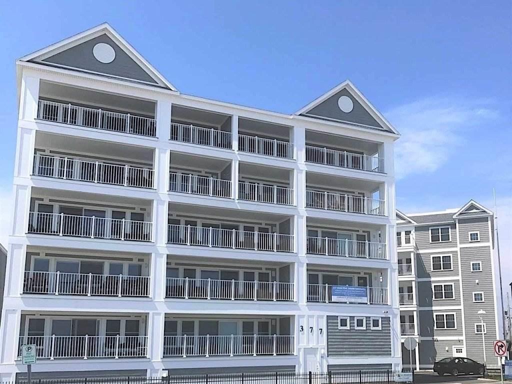 377 Ocean Boulevard - Photo 1