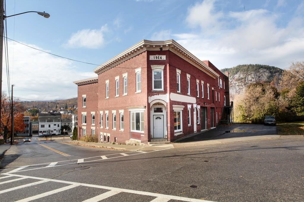 87 Willard - Photo 1