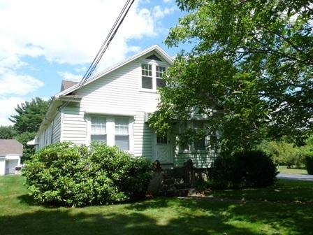 560 Mammoth Road - Photo 1