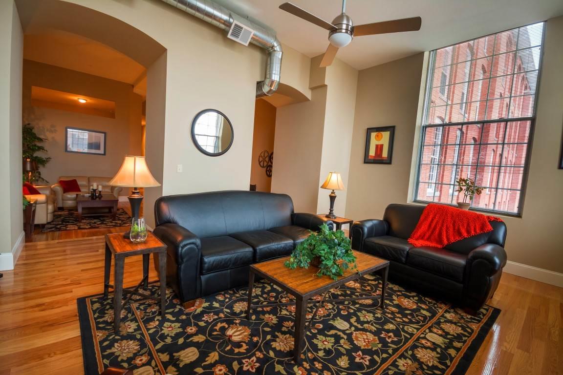 195 Mcgregor Street - Photo 1