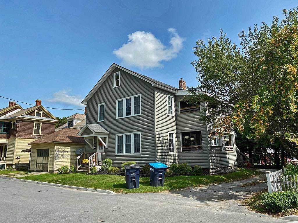 2 Olmstead Place - Photo 1