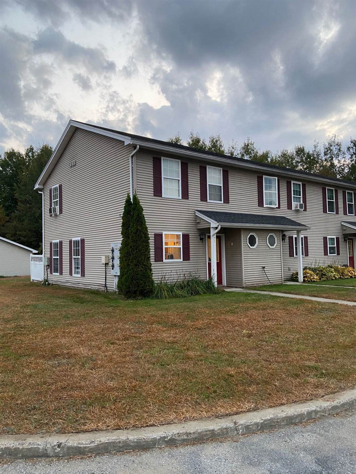 49 Colonial Road - Photo 1