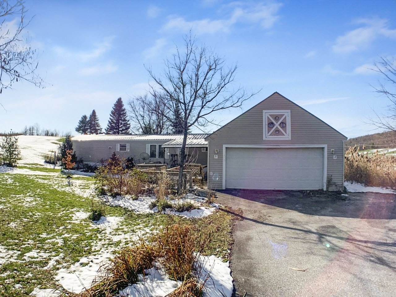 115 W Berkshire Road - Photo 1