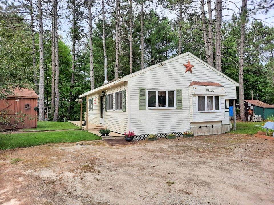 38 Evergreen Circle - Photo 1