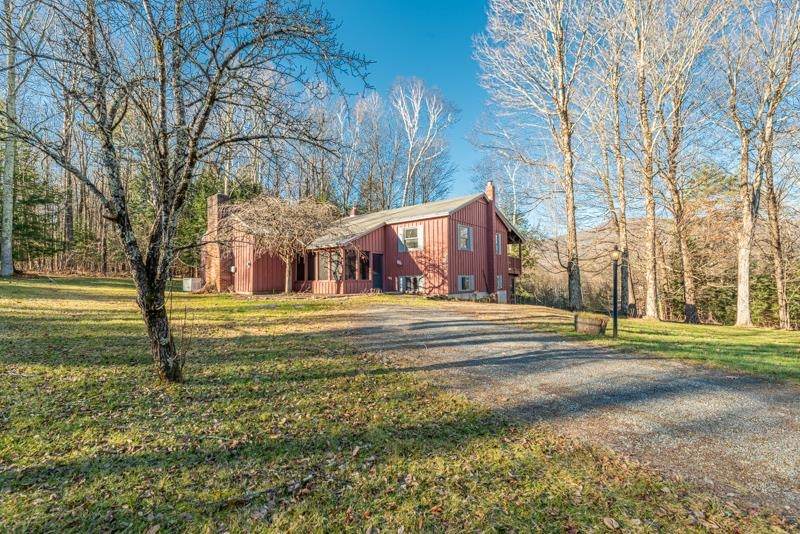 1435 Maple Hill Road - Photo 1