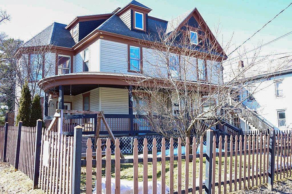 133 Grove Street - Photo 1