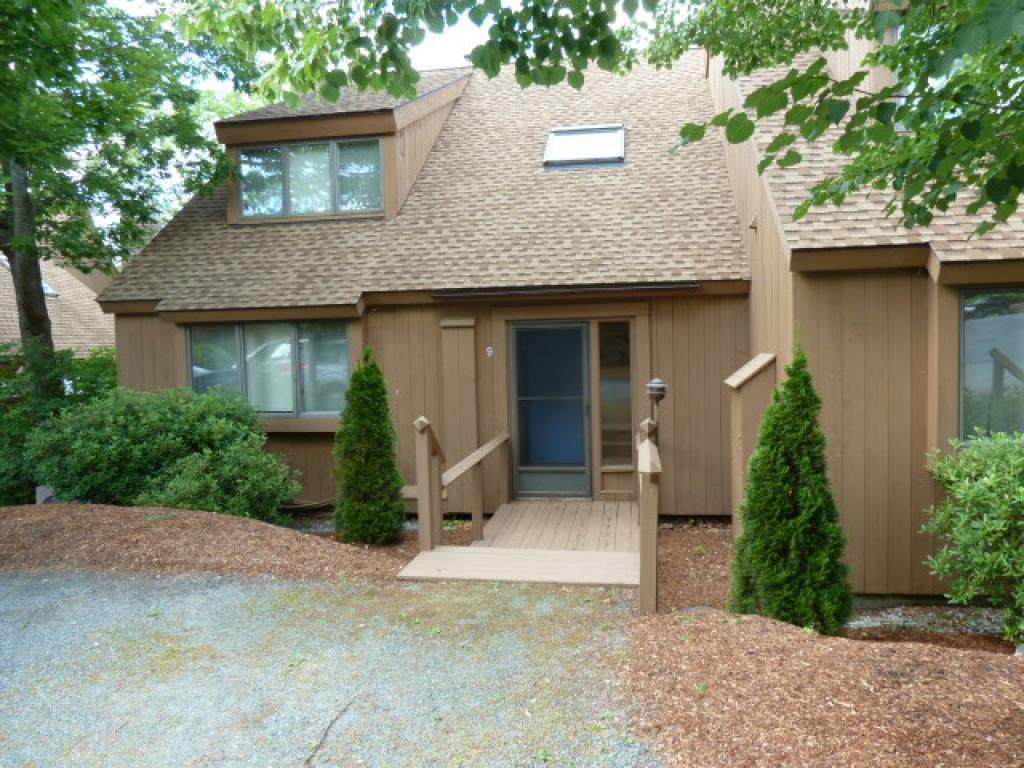 9 Pioneer Point - Photo 1