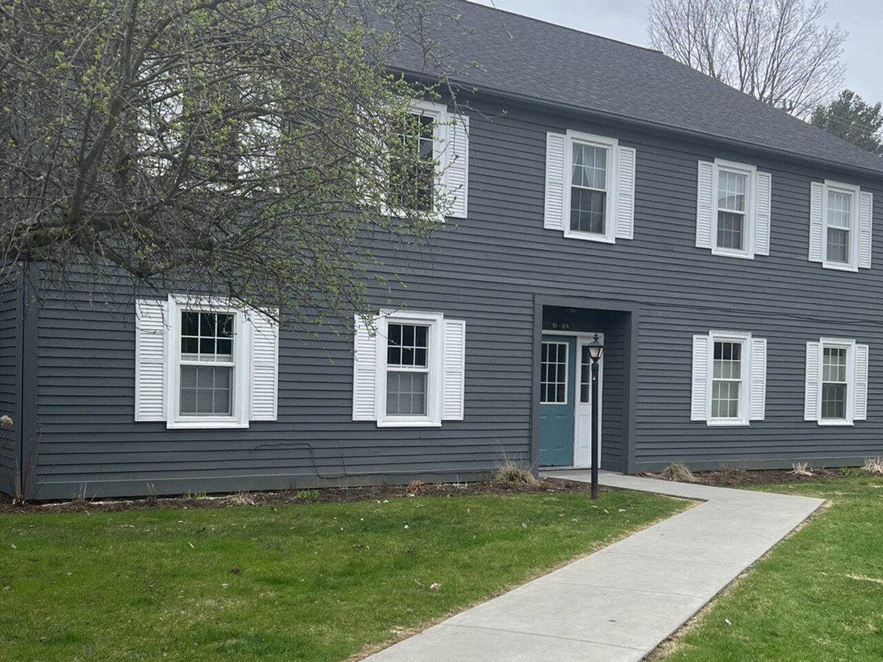 84 Twin Oaks Terrace - Photo 1