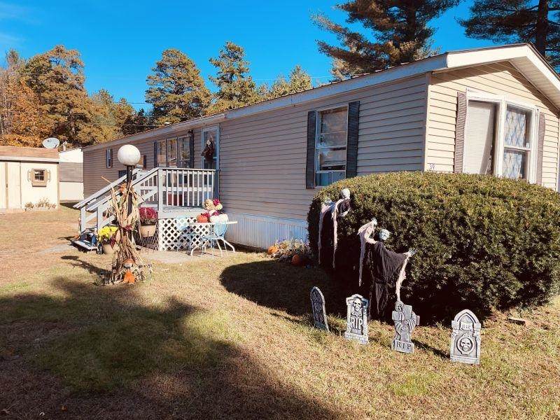 39 Robbins Street - Photo 1