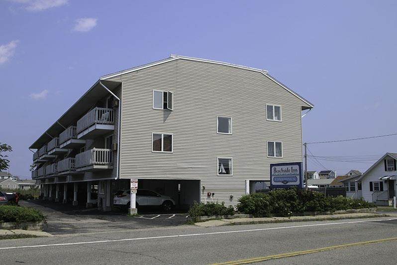 550 Winnacunnet Road - Photo 1