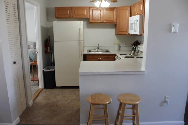 107 Treetop Circle - Photo 1