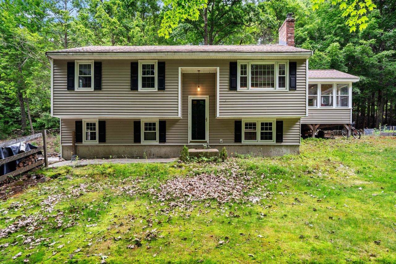 27 Blood Road - Photo 1