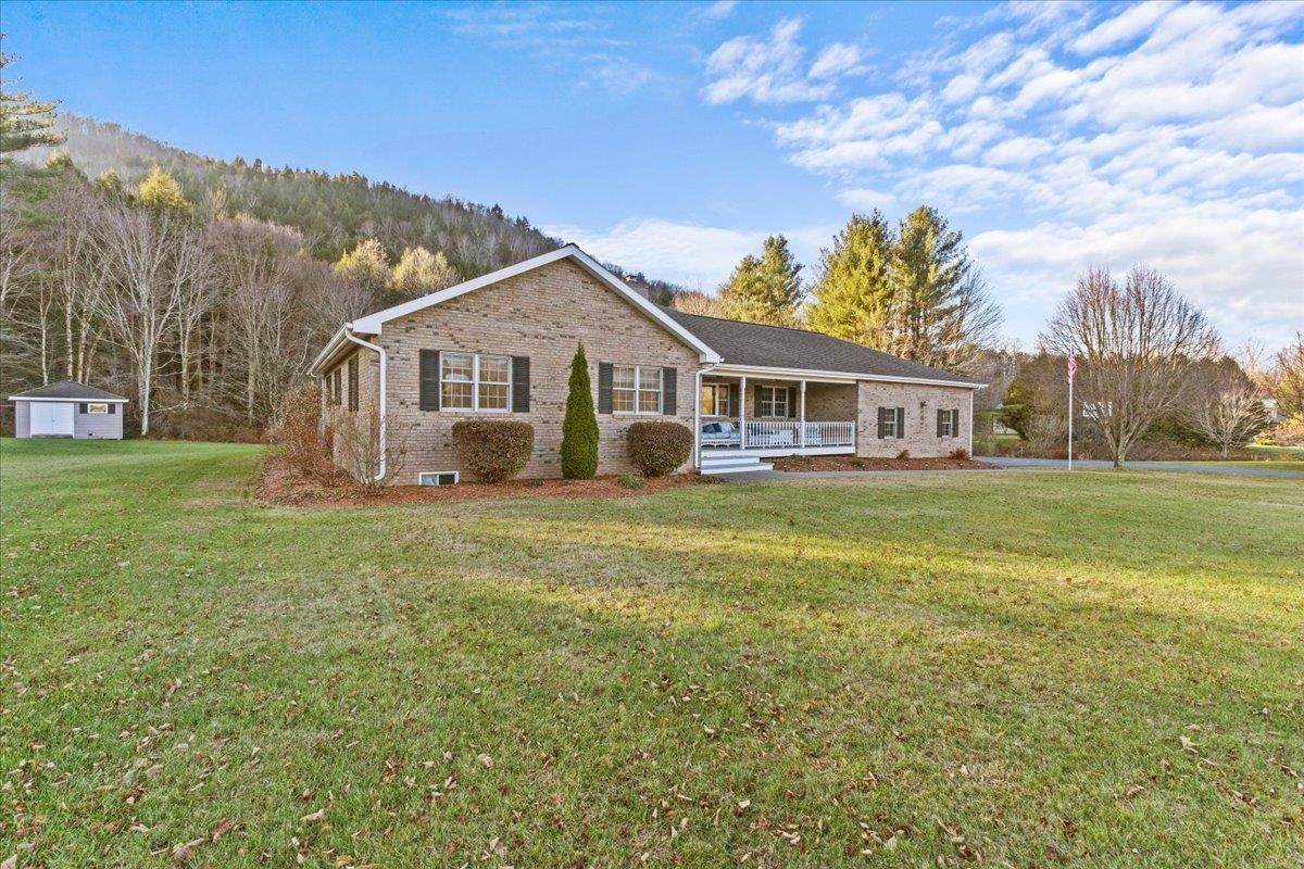 113 Blackbird Swale Drive - Photo 1