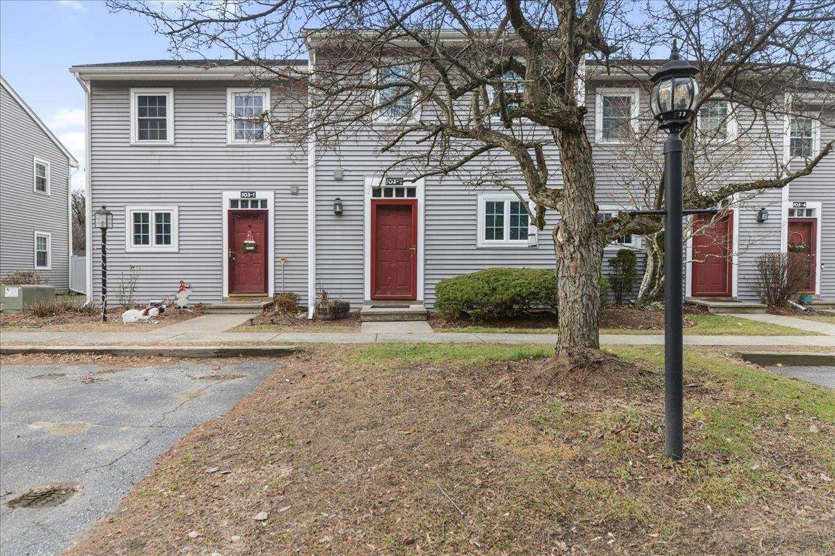 103 Village Commons - Photo 1