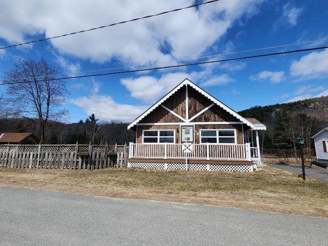 18 Corbin Avenue - Photo 1