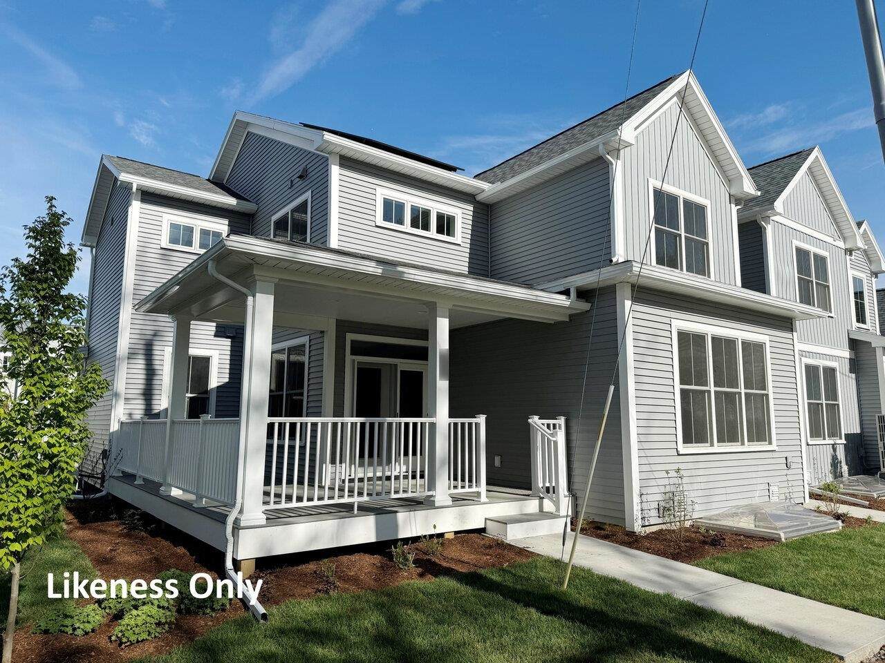 427 Old Farm Road - Photo 1