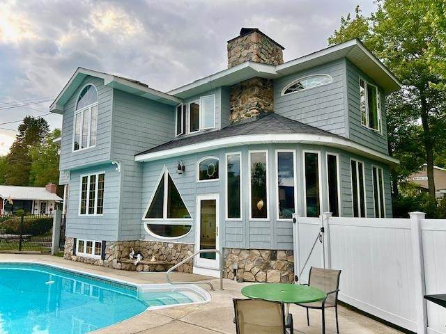 32 Hermanson Street - Photo 1