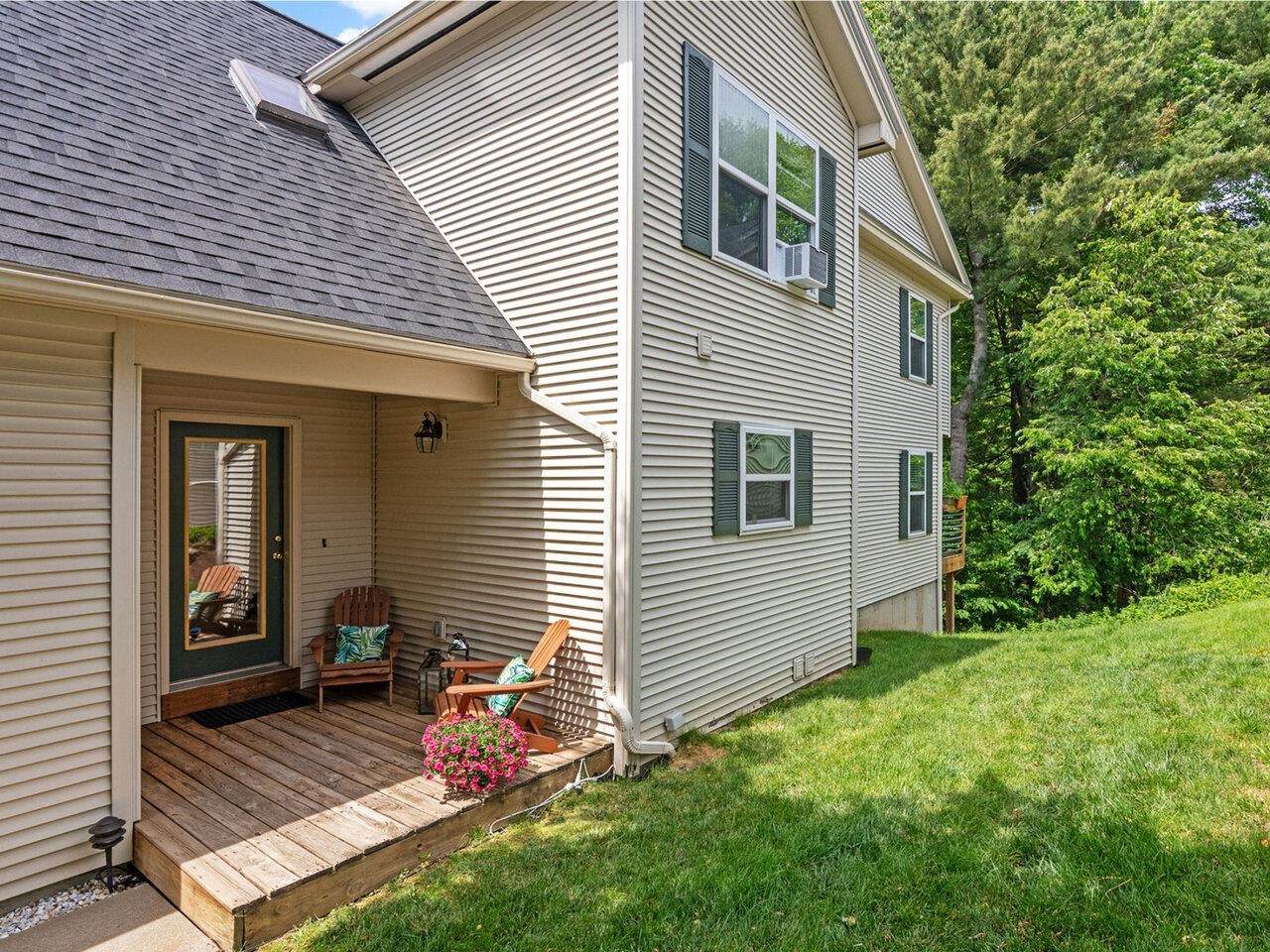 183 Juniper Drive - Photo 1