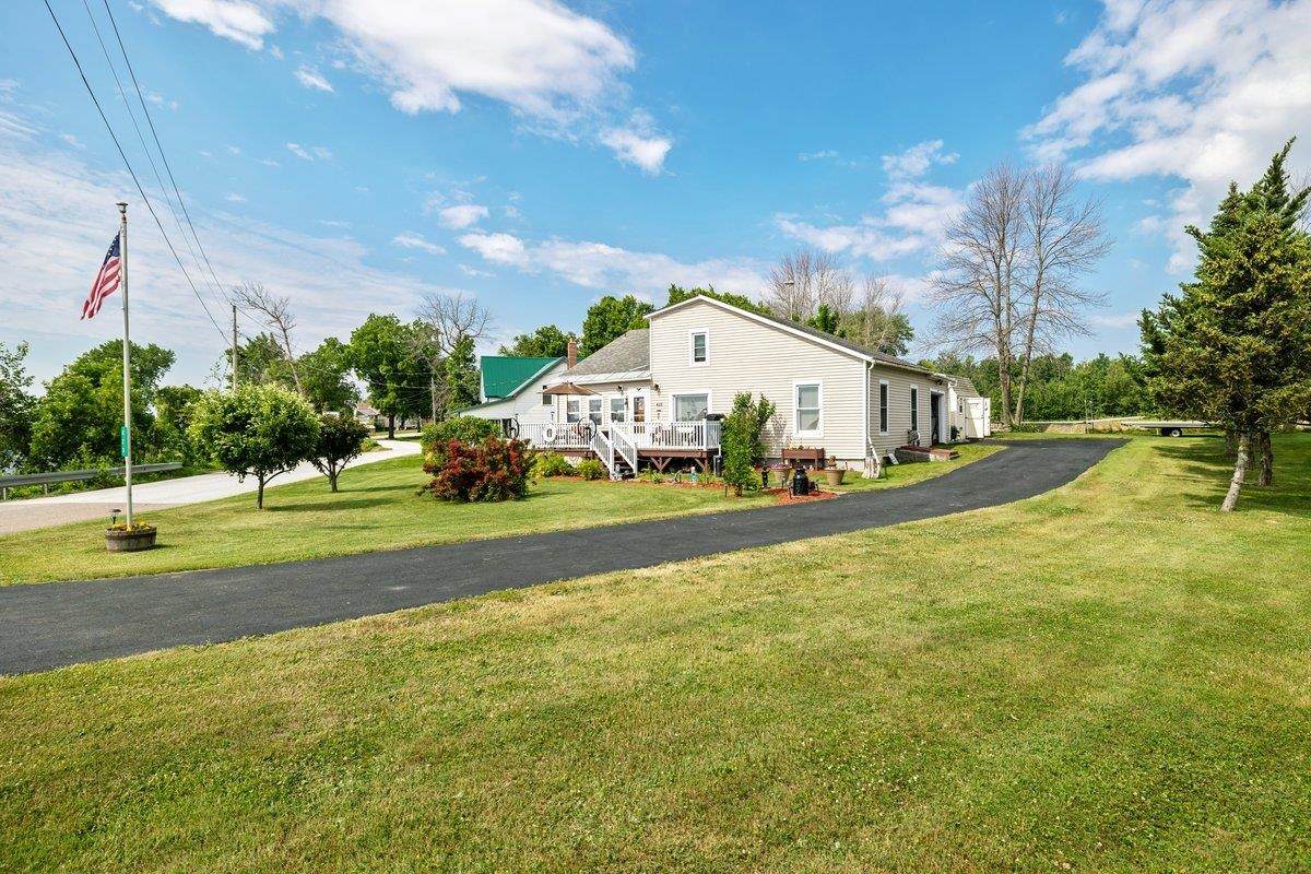 423 East Alburgh Road - Photo 1