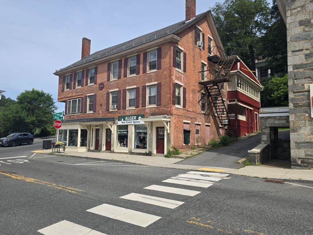 2 Valley Street - Photo 1
