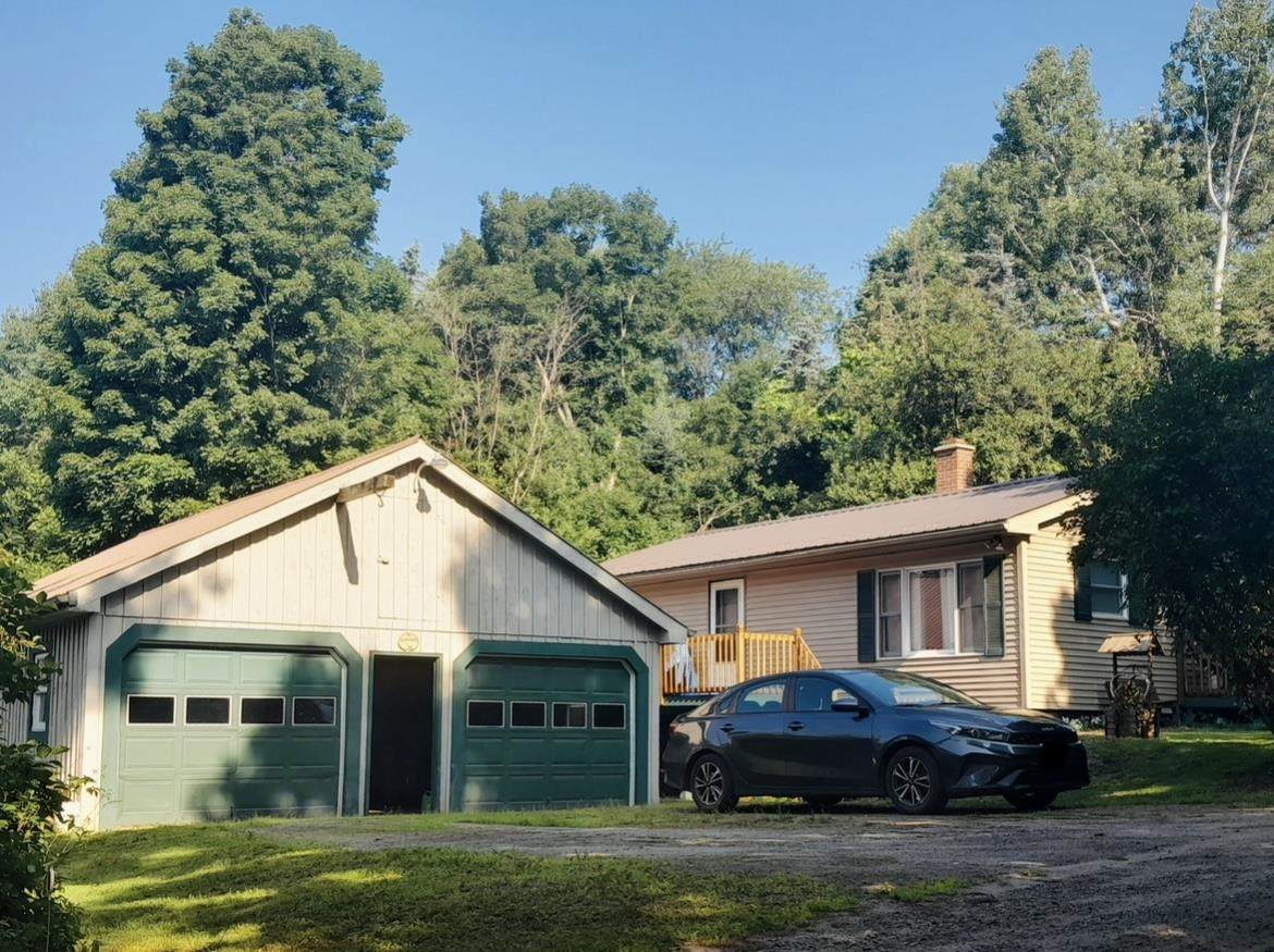624 Breezy Hill Road - Photo 1