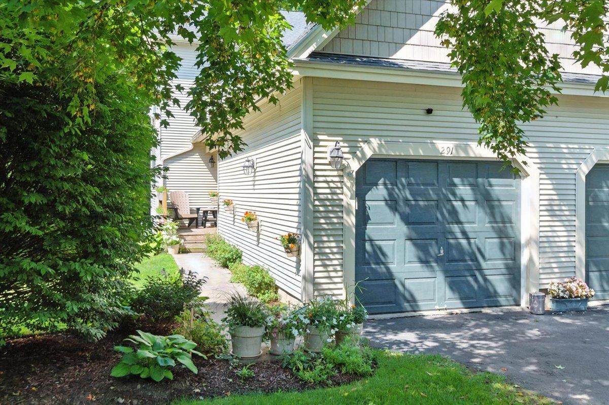 291 Juniper Drive - Photo 1