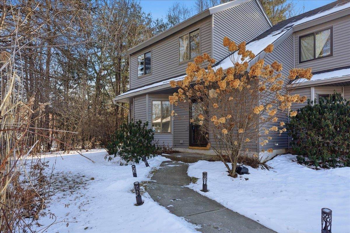 10 Chelsea Circle - Photo 1