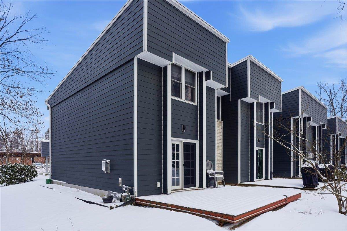 8 Timber Lane - Photo 1