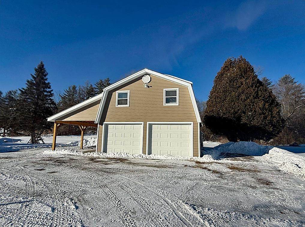 207.5 Dorr Drive - Photo 1