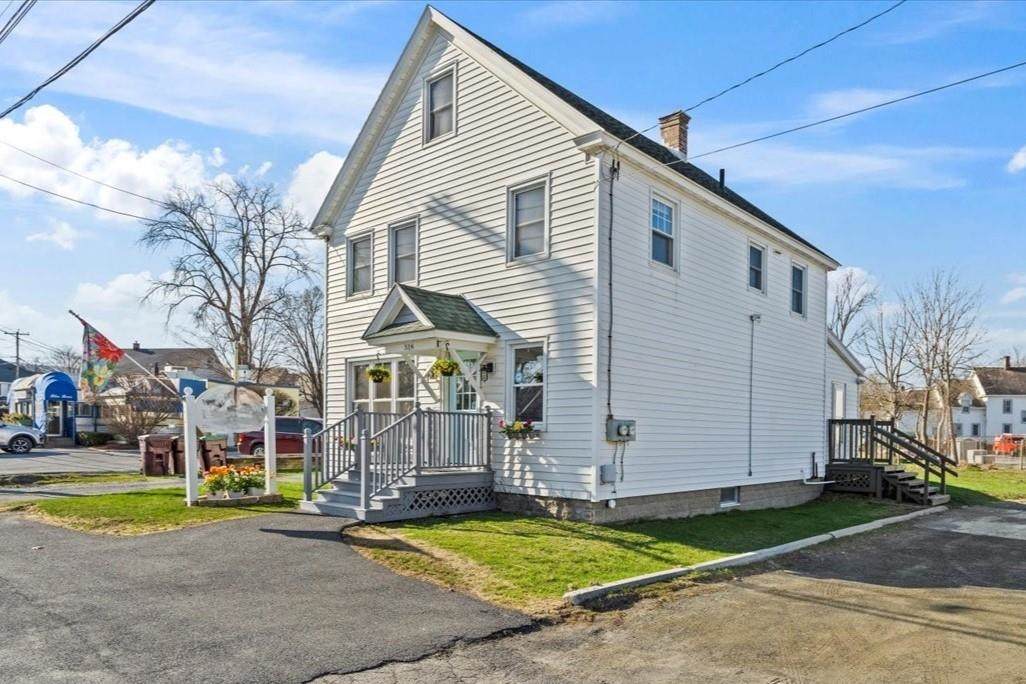 318 North Street - Photo 1